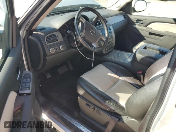 2013 GMC Sierra 1500 SLT with VIN 3GTP2WE71DG157541, listed as a Copart auction lot 62363665 with 56,143 mi miles and Salvage title. Bid and sale history available at DreamBid. Image 8.