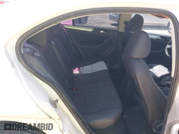 2011 Volkswagen Jetta SEL z VIN 3VWLX7AJ2BM006596, wystawiony jako IAAI lot #42088813 z przebiegiem 192 884 mil mil oraz . Historia ofert i sprzedaży dostępna na DreamBid. Obrazek 8.