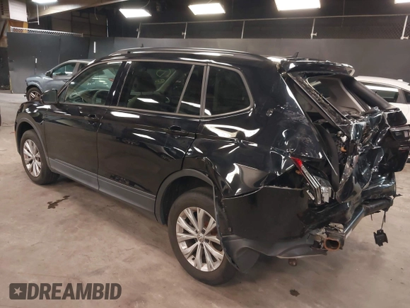 2020 Volkswagen Tiguan S with VIN 3VV0B7AX4LM117114, listed as a IAAI auction lot 42348337 with 51,654 mi miles and . Bid and sale history available at DreamBid. Image 3.