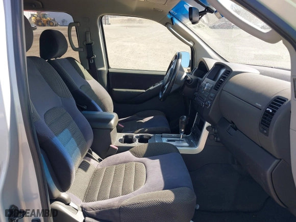 2008 Nissan Pathfinder LE with VIN 5N1AR18B98C620745, listed as a IAAI auction lot 41768199 with 208,299 mi miles. Bid and sale history available at carsss.com. Image 5.
