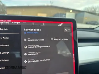 2020 Tesla Model 3 Performance z VIN 5YJ3E1EC3LF641768, wystawiony jako IAAI lot #41542615 z przebiegiem 43 343 mil mil oraz . Historia ofert i sprzedaży dostępna na DreamBid. Obrazek 7.