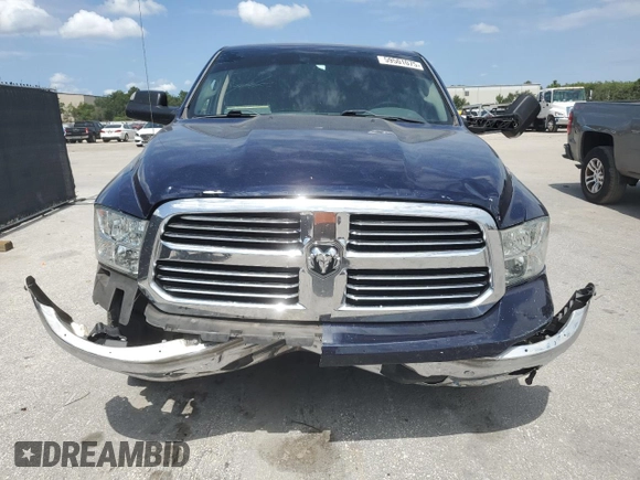 2017 Ram 1500 Lone Star z VIN 1C6RR6LT8HS776342, wystawiony jako Copart lot #59501075 z przebiegiem 132 513 mil mil oraz Szkoda całkowita • Salvage title. Historia ofert i sprzedaży dostępna na DreamBid. Obrazek 5.