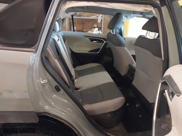 2022 Toyota RAV4 Hybrid XLE with VIN 2T3RWRFV1NW133432, listed as a IAAI auction lot 41561305 with 35,042 mi miles. Bid and sale history available at carsss.com. Image 8.