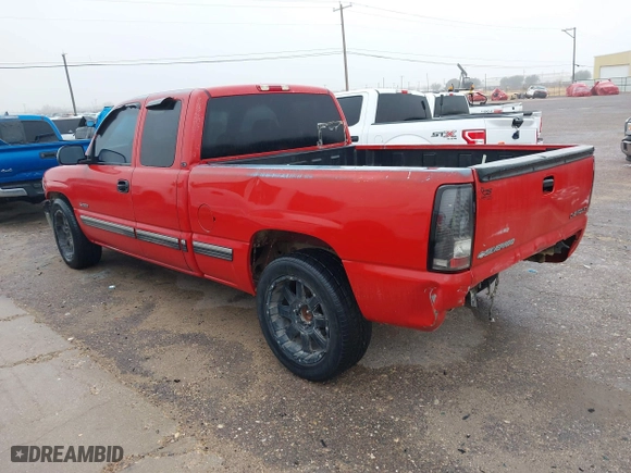 2001 Chevrolet Silverado 1500 LT with VIN 2GCEC19T911276523, listed as a IAAI auction lot 41435753 with 142,030 mi miles. Bid and sale history available at carsss.com. Image 3.