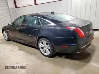 2016 Jaguar XJ Portfolio с VIN SAJWJ2GD0G8V92699, выставлен на аукционе Copart как лот 59138065 с пробегом 123 065 миль миль и Чистый • Clean title. История ставок и продаж доступна на DreamBid. Изображение 2.