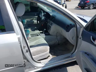 2006 Hyundai Sonata GLS with VIN 5NPEU46F46H097339, listed as a IAAI auction lot 42150865 with 221,711 mi miles and . Bid and sale history available at DreamBid. Image 5.