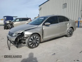 2015 Volkswagen Jetta Sedan Hybrid SEL Premium with VIN 3VW637AJXFM427884, listed as a Copart auction lot 49460505 with 58,950 mi miles and Salvage Title. Bid and sale history available at carsss.com. Image 1.