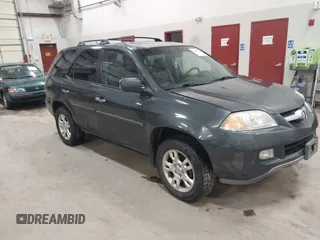 2005 Acura MDX Touring with VIN 2HNYD18905H546598, listed as a IAAI auction lot 41640329 with 271,101 mi miles. Bid and sale history available at carsss.com. Image 1.