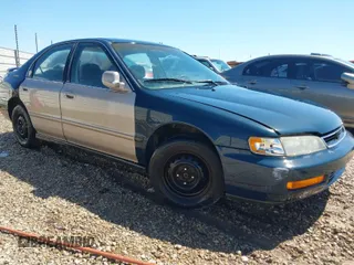 1997 Honda Accord LX with VIN 1HGCD5636VA041493, listed as a IAAI auction lot 41819641 with 201,308 mi miles and . Bid and sale history available at carsss.com. Image 1.