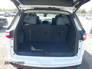2018 Chevrolet Traverse Premier z VIN 1GNERKKW6JJ220965, wystawiony jako IAAI lot #37625637 z przebiegiem 99 072 mil mil oraz . Historia ofert i sprzedaży dostępna na DreamBid. Obrazek 8.