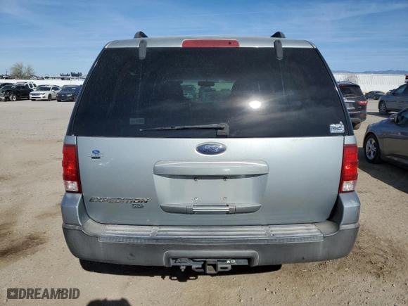 2006 Ford Expedition Special Service with VIN 1FMPU16586LA26201, listed as a Copart auction lot 42580805 with 247,366 mi miles and Clean Title. Bid and sale history available at carsss.com. Image 6.
