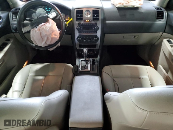 2006 Chrysler 300 Touring with VIN 2C3KK53G26H336220, listed as a Copart auction lot 71821214 with 110,343 mi miles and Salvage Title. Bid and sale history available at carsss.com. Image 8.