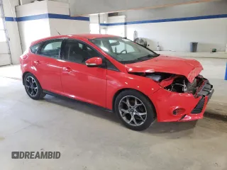 2014 Ford Focus SE with VIN 1FADP3K25EL333416, listed as a Copart auction lot 43550925 with 135,345 mi miles and Salvage Title. Bid and sale history available at carsss.com. Image 4.