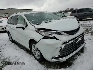 2022 Toyota Sienna Limited with VIN 5TDZSKFCXNS068163, listed as a Copart auction lot 81827224 with 40,821 mi miles and Salvage Title. Bid and sale history available at carsss.com. Image 12.