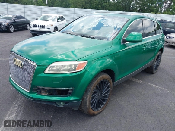 2007 Audi Q7 Premium z VIN WA1BY74L57D034561, wystawiony jako IAAI lot #42730657 z przebiegiem 174 110 mil mil oraz . Historia ofert i sprzedaży dostępna na DreamBid. Obrazek 2.