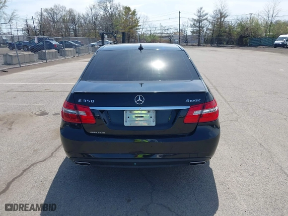 2013 Mercedes-Benz E-Class E 350 Luxury with VIN WDDHF8JBXDA716958, listed as a IAAI auction lot 42080974 with 134,248 mi miles. Bid and sale history available at carsss.com. Image 16.