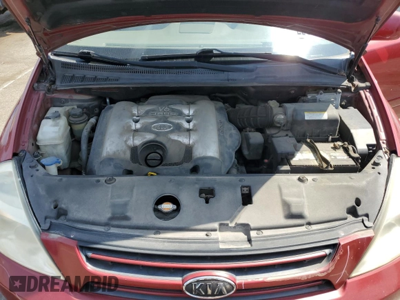 2006 Kia Sedona LX with VIN KNDMB233066095436, listed as a Copart auction lot 68822844 with 177,007 mi miles and Salvage Title. Bid and sale history available at carsss.com. Image 12.