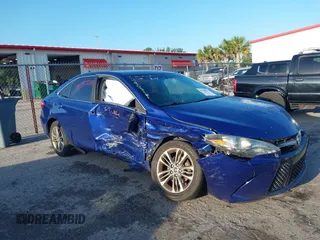 2015 Toyota Camry XLE with VIN 4T1BF1FK3FU968161, listed as a IAAI auction lot 41940151 with 145,168 mi miles. Bid and sale history available at carsss.com. Image 6.
