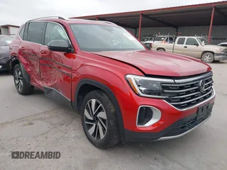 2024 Volkswagen Atlas SEL with VIN 1V2BR2CA3RC533646, listed as a IAAI auction lot 41772115 with 10,498 mi miles and . Bid and sale history available at DreamBid. Image 1.