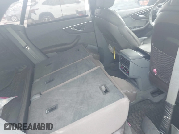 2021 Audi Q8 Prestige z VIN WA1CVBF11MD022043, wystawiony jako IAAI lot #41948487 z przebiegiem 35 738 mil mil oraz . Historia ofert i sprzedaży dostępna na DreamBid. Obrazek 8.