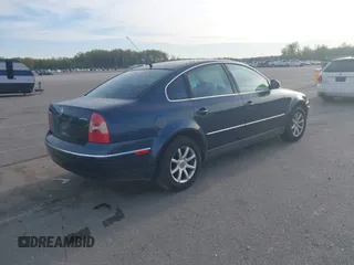 2004 Volkswagen Passat GLS z VIN WVWPD63B34P207546, wystawiony jako IAAI lot #42088512 z przebiegiem 302 909 mil mil oraz . Historia ofert i sprzedaży dostępna na DreamBid. Obrazek 4.