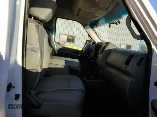 2012 Nissan NV SV z VIN 1N6BF0LY9CN116777, wystawiony jako Copart lot #45155225 z przebiegiem 159 708 mil mil oraz Szkoda całkowita • Salvage title. Historia ofert i sprzedaży dostępna na DreamBid. Obrazek 11.