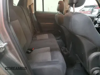 2011 Jeep Patriot Latitude with VIN 1J4NF1GB4BD263678, listed as a Copart auction lot 54442505 with 105,388 mi miles and Clean Title. Bid and sale history available at DreamBid. Image 10.