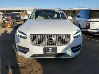 2016 Volvo XC90 T6 Inscription with VIN YV4A22PL0G1081125, listed as a Copart auction lot 44408995 with 99,463 mi miles and Salvage Title. Bid and sale history available at carsss.com. Image 5.