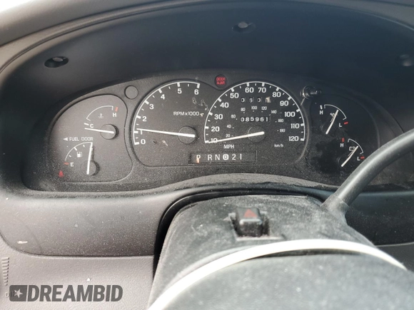 2001 Ford Explorer XLT with VIN 1FMZU73E31UB04094, listed as a Copart auction lot 62517655 with 85,961 mi miles and Salvage title. Bid and sale history available at DreamBid. Image 9.