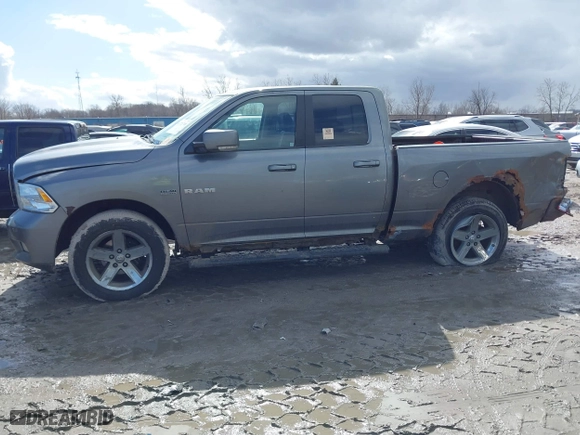 2009 Dodge Ram 1500 SLT with VIN 1D3HV18T29S708378, listed as a IAAI auction lot 41721700 with 182,705 mi miles. Bid and sale history available at carsss.com. Image 14.