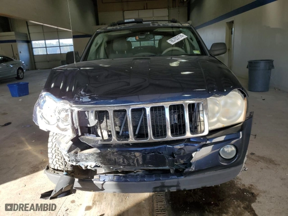 2005 Jeep Grand Cherokee Limited with VIN 1J4HR58245C645018, listed as a Copart auction lot 85703174 with 199,131 mi miles and Salvage Title. Bid and sale history available at carsss.com. Image 5.