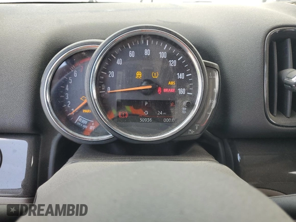 2019 MINI Countryman Cooper with VIN WMZYS7C58K3F44585, listed as a Copart auction lot 59871585 with 30,936 mi miles and Clean title. Bid and sale history available at DreamBid. Image 9.