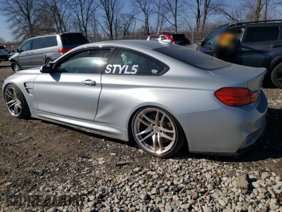 2015 BMW M4 with VIN WBS3R9C57FK331291, listed as a Copart auction lot 47927615 with 156,854 mi miles and Salvage Title. Bid and sale history available at carsss.com. Image 2.