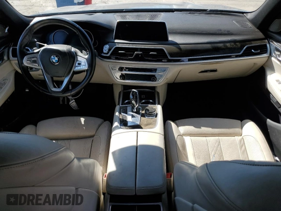 2018 BMW 7 Series 740e xDrive iPerformance with VIN WBA7J2C54JG938233, listed as a Copart auction lot 72694354 with 83,122 mi miles and Salvage Title. Bid and sale history available at carsss.com. Image 8.