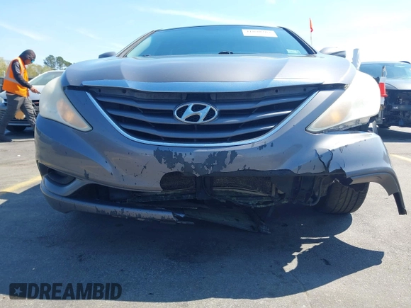 2011 Hyundai Sonata GLS with VIN 5NPEB4AC2BH153484, listed as a IAAI auction lot 41890262 with 283,476 mi miles and . Bid and sale history available at DreamBid. Image 6.