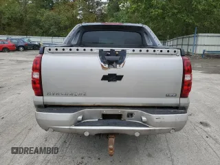 2008 Chevrolet Avalanche LTZ with VIN 3GNFK12348G191020, listed as a Copart auction lot 73548804 with 142,730 mi miles and Clean Title. Bid and sale history available at carsss.com. Image 6.