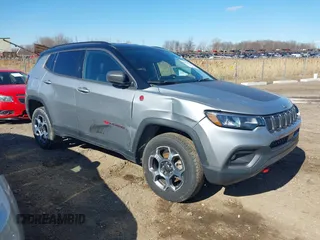 2022 Jeep Compass Trailhawk with VIN 3C4NJDDB8NT192316, listed as a IAAI auction lot 42044851 with 12,656 mi miles and . Bid and sale history available at DreamBid. Image 1.