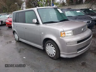 2006 Scion xB with VIN JTLKT324064092783, listed as a IAAI auction lot 41498616 with 231,380 mi miles. Bid and sale history available at carsss.com. Image 1.