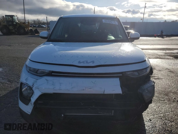 2022 Kia Soul LX with VIN KNDJ23AUXN7815743, listed as a Copart auction lot 48356215 with 21,915 mi miles and Salvage Title. Bid and sale history available at carsss.com. Image 5.