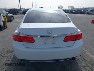 2015 Honda Accord Sedan LX with VIN 1HGCR2F36FA059199, listed as a IAAI auction lot 42097205 with 100,505 mi miles. Bid and sale history available at carsss.com. Image 17.