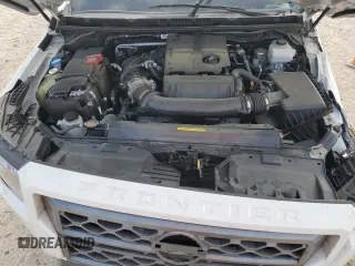 2024 Nissan Frontier SV с VIN 1N6ED1EJ1RN607846, выставлен на аукционе Copart как лот 52879415 с пробегом 18 443 миль миль и Списание • Salvage title. История ставок и продаж доступна на DreamBid. Изображение 12.