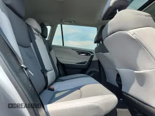 2022 Toyota RAV4 Hybrid XLE z VIN 4T3RWRFV8NU057126, wystawiony jako Copart lot #62759465 z przebiegiem 56 094 mil mil oraz Szkoda całkowita • Salvage title. Historia ofert i sprzedaży dostępna na DreamBid. Obrazek 10.