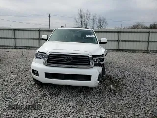 2018 Toyota Sequoia SR5 with VIN 5TDZY5G19JS071675, listed as a Copart auction lot 42186324 with 45,215 mi miles. Bid and sale history available at carsss.com. Image 11.