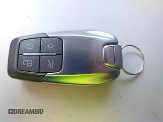2022 Ferrari Portofino z VIN ZFF02RPA0N0278807, wystawiony jako IAAI lot #41012890 z przebiegiem 5325 mil mil oraz . Historia ofert i sprzedaży dostępna na DreamBid. Obrazek 11.
