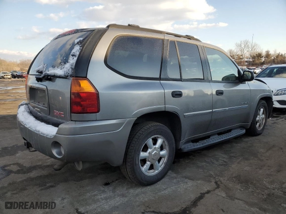 2006 GMC Envoy SLE with VIN 1GKDT13S262305769, listed as a Copart auction lot 89383355 with 109,993 mi miles and Salvage Title. Bid and sale history available at carsss.com. Image 3.