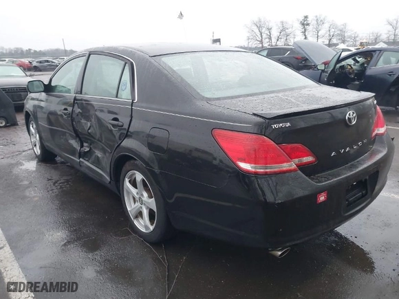 2007 Toyota Avalon XL with VIN 4T1BK36B67U225972, listed as a IAAI auction lot 41475853 with 206,261 mi miles. Bid and sale history available at carsss.com. Image 3.