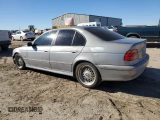 1998 BMW 5 Series 528iA with VIN WBADD6322WGT96421, listed as a Copart auction lot 42254515 with 198,702 mi miles and Salvage Title. Bid and sale history available at carsss.com. Image 2.