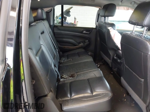 2019 Chevrolet Suburban LT z VIN 1GNSKHKC4KR177374, wystawiony jako IAAI lot #41323234 z przebiegiem 157 470 mil mil oraz . Historia ofert i sprzedaży dostępna na DreamBid. Obrazek 8.