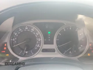 2010 Lexus IS 250 с VIN JTHBF5C21A5117610, выставлен на аукционе Copart как лот 64086605 с пробегом 143 594 миль миль и Списание • Salvage title. История ставок и продаж доступна на DreamBid. Изображение 9.