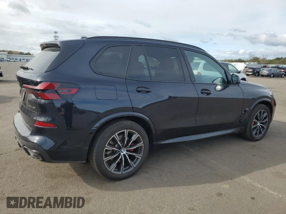 2024 BMW X5 xDrive40i z VIN 5UX23EU09R9S17979, wystawiony jako Copart lot #48359735 z przebiegiem 12 564 mil mil oraz Szkody całkowita. Historia ofert i sprzedaży dostępna na DreamBid. Obrazek 3.